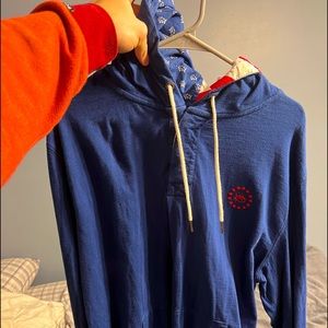 Southern Tide light sweatshirt